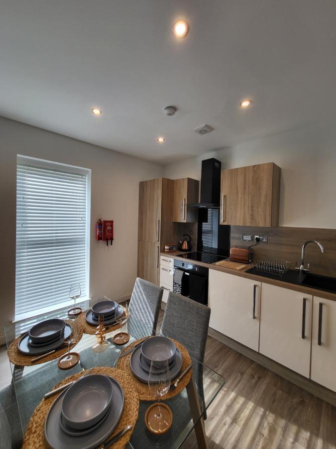 Stylish Jewellery Quarter Apartment Sleeps 6 เบอร์มิงแฮม ภายนอก รูปภาพ