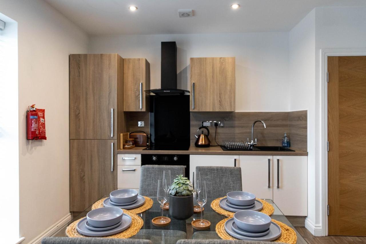 Stylish Jewellery Quarter Apartment Sleeps 6 เบอร์มิงแฮม ภายนอก รูปภาพ